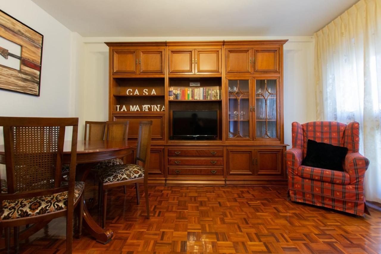 La Martina, Parking Incluido Apartment Jaca Bagian luar foto